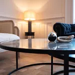 Chateau Heloise Hotel *