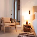 Chateau Heloise Hotel