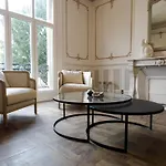 Chateau Heloise Hotel *