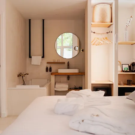 Chateau Heloise * Merelessart