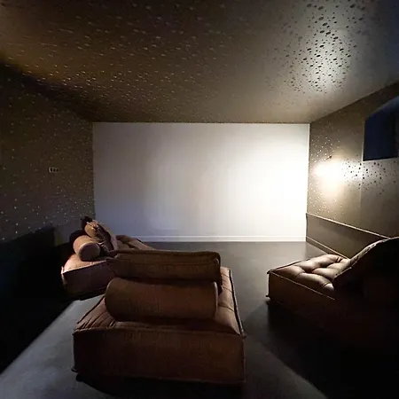 Chateau Heloise Hotel Merelessart