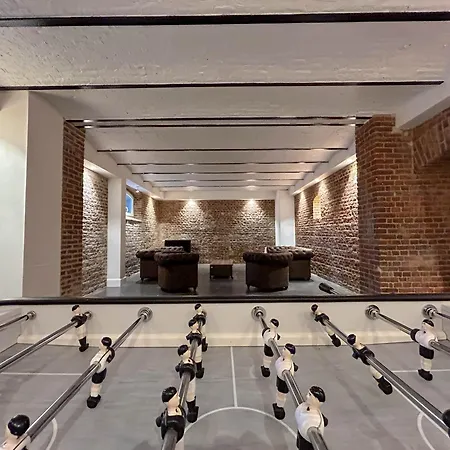 Chateau Heloise Hotel *