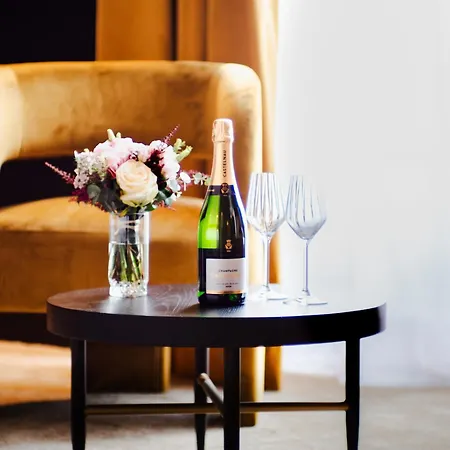 Chateau Heloise Merelessart