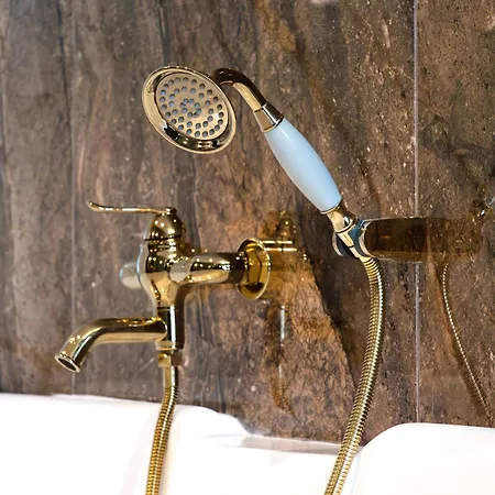 Hotel Chateau Heloise *