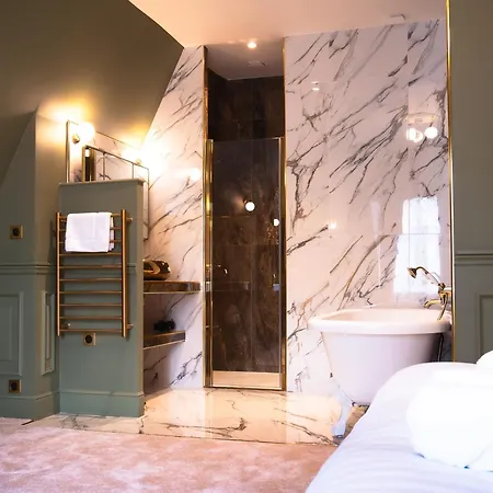 Hotel Chateau Heloise *