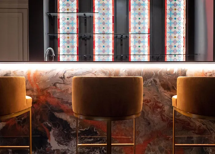 Chateau Heloise Merelessart