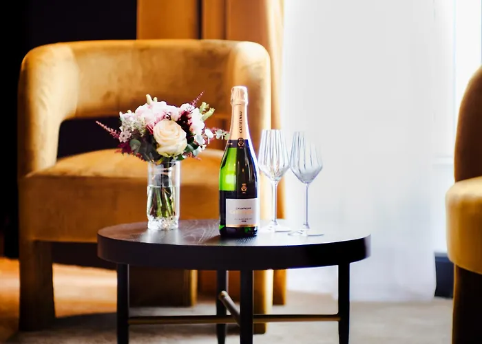 Chateau Heloise Merelessart