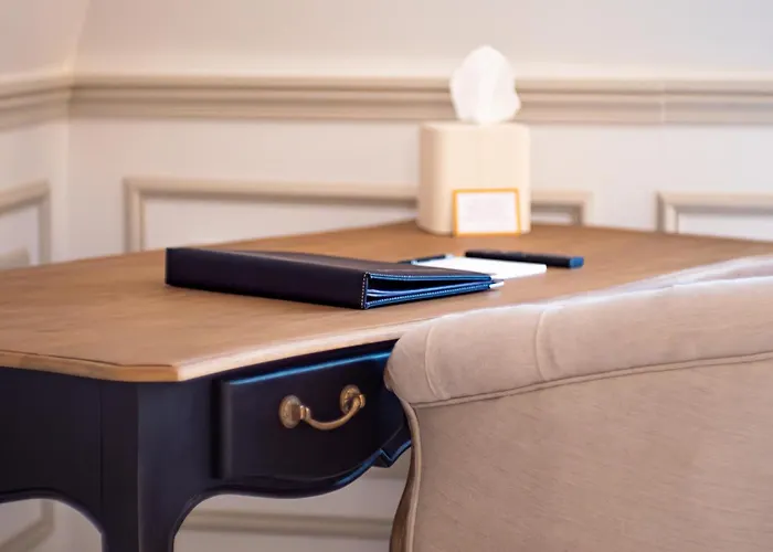 Chateau Heloise 酒店